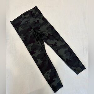 Old Navy Camouflage Leggings - Black and Green